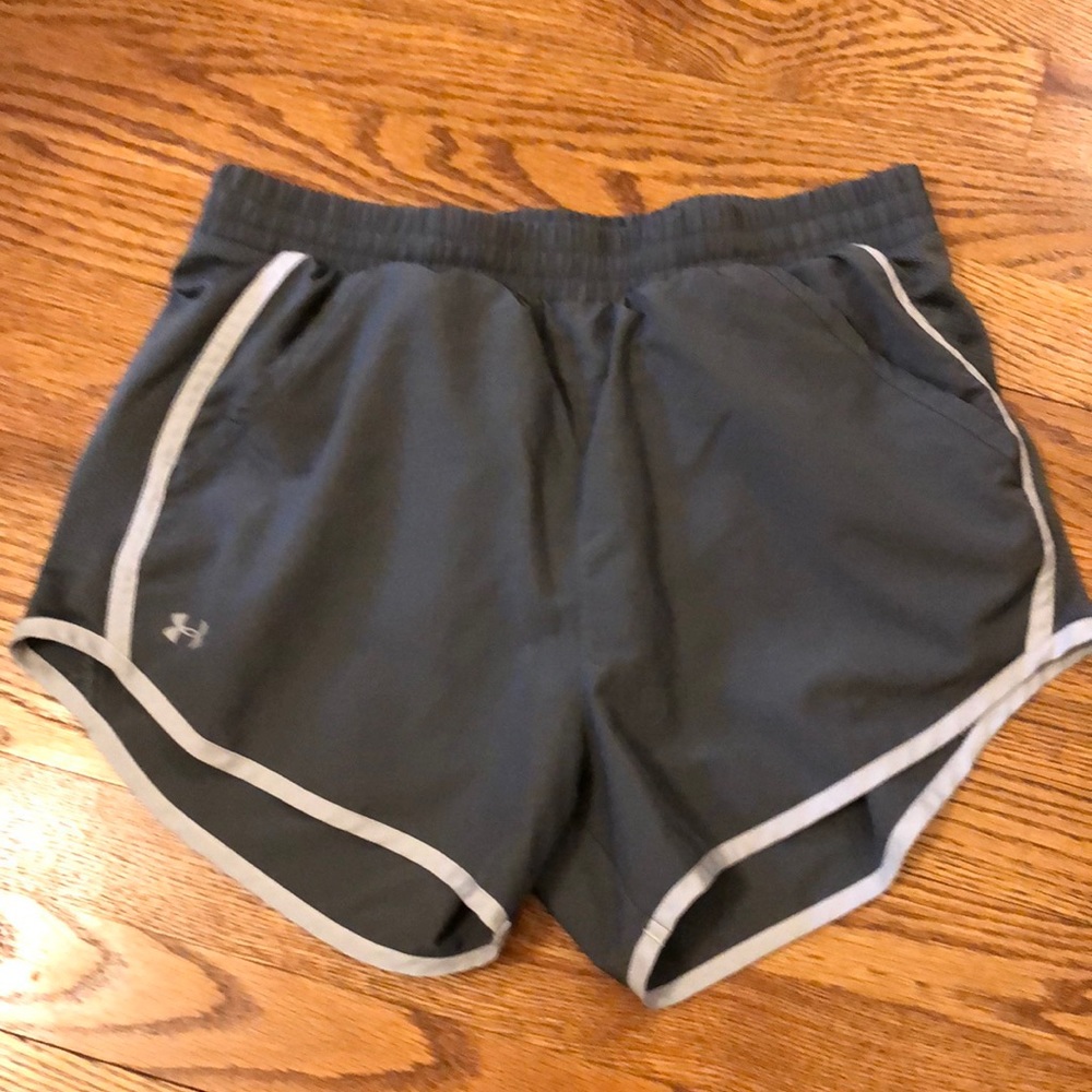 Under Armour Fly By shorts